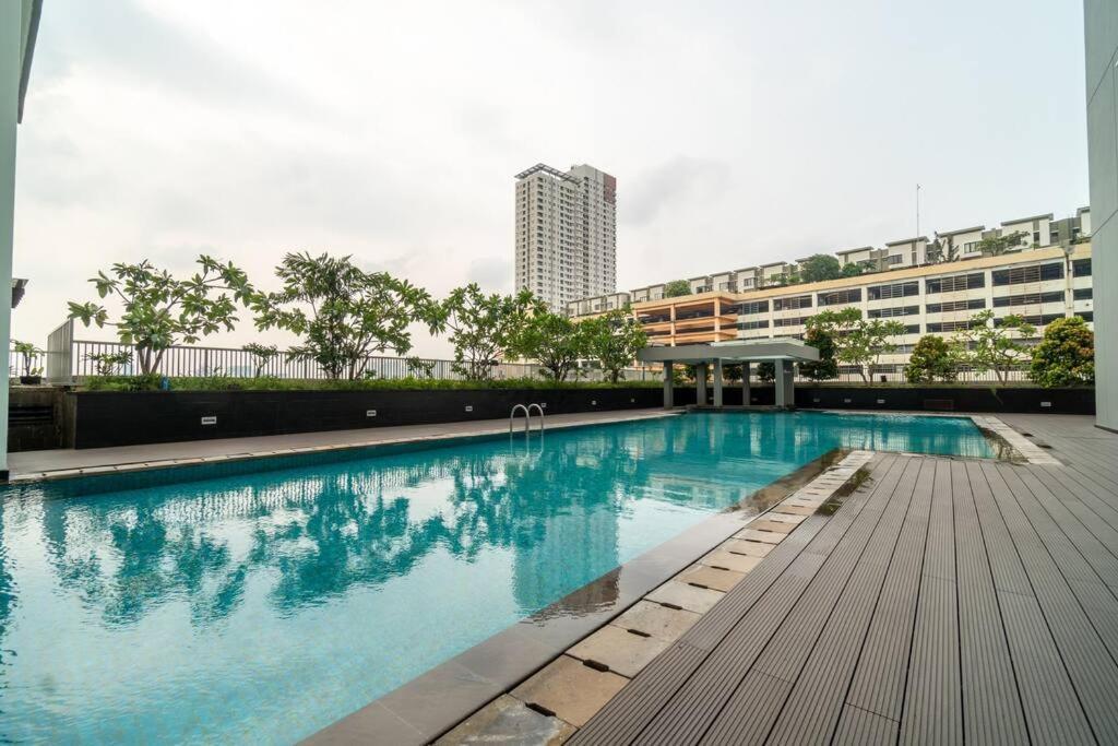 Modern & Comfy Studio In Central Jakarta, Scbd Exteriör bild