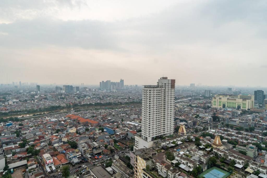 Modern & Comfy Studio In Central Jakarta, Scbd Exteriör bild